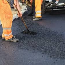 Best Driveway Repair and Patching  in Tariffville, CT